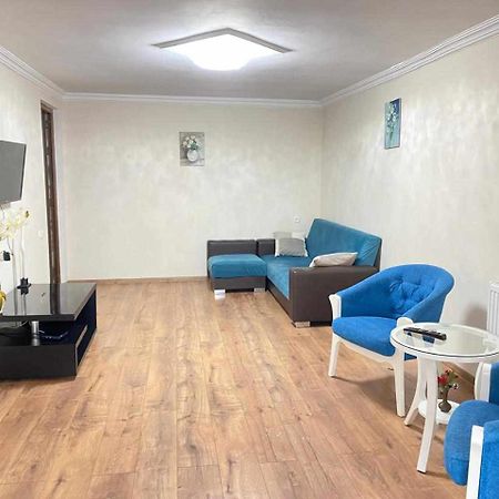 Freedom Square Apartment Tbilisi Exterior foto